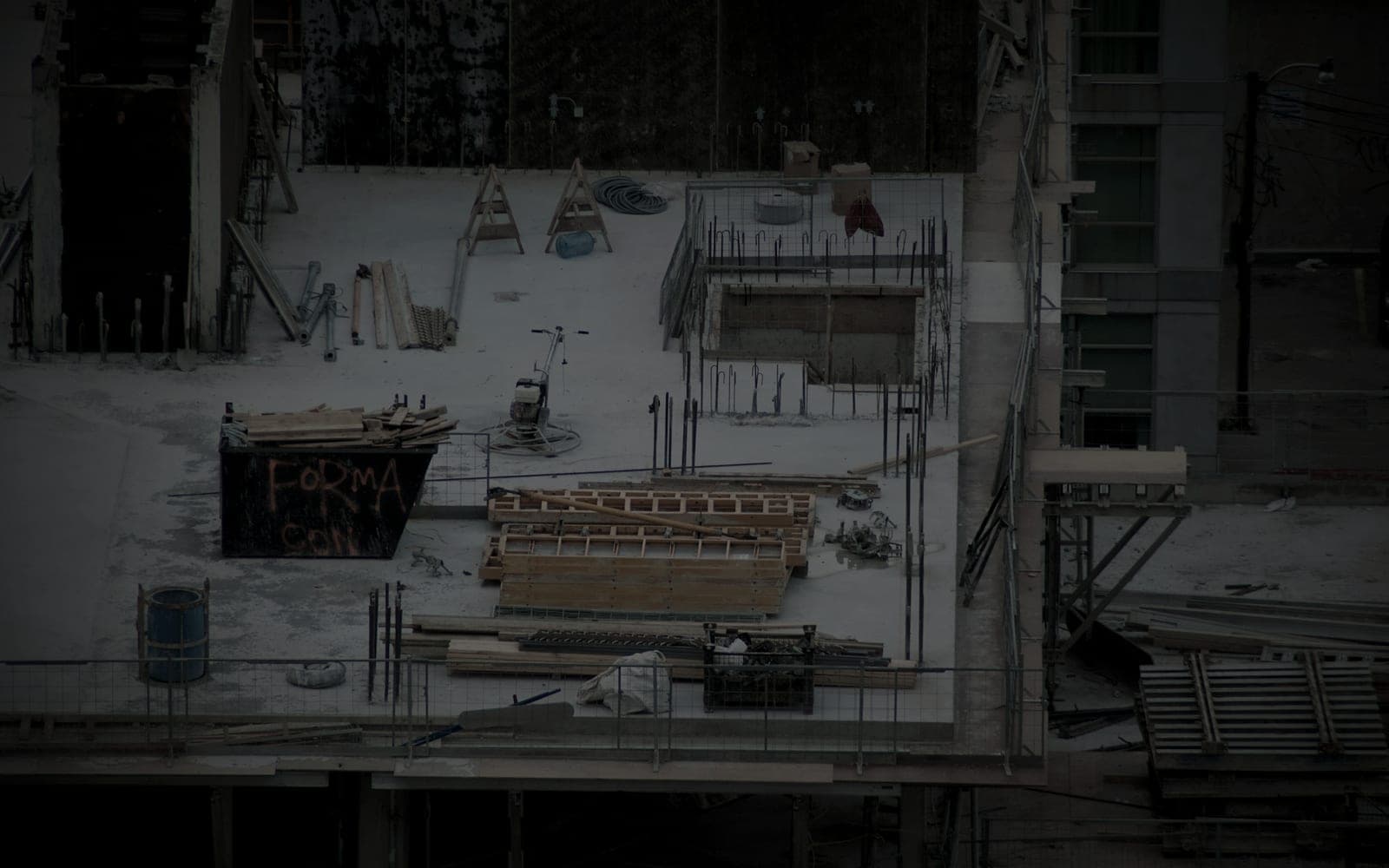 Reprises de structure en béton, niveau bas du bâtiment